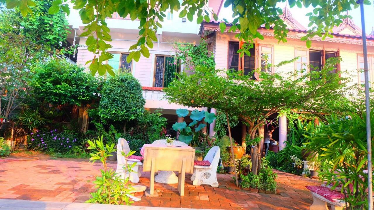 Loy Manee House Bed & Breakfast Phra Nakhon Si Ayutthaya Ngoại thất bức ảnh